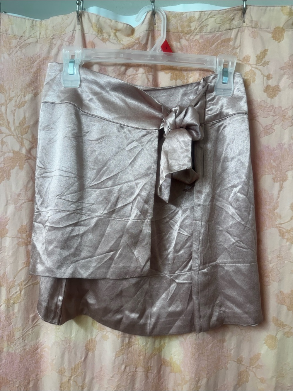 Gianni Bini pink wrap skirt size small NWT